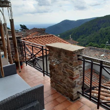 Attic With Balcony At Locanda Del Capo Capannori Exterior photo